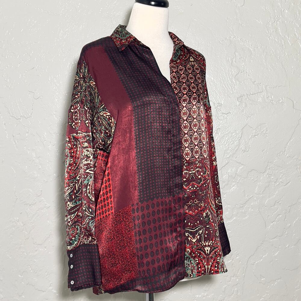 Zara SZ S Red Green Holiday Blouse Button Down Top - Picture 4 of 7